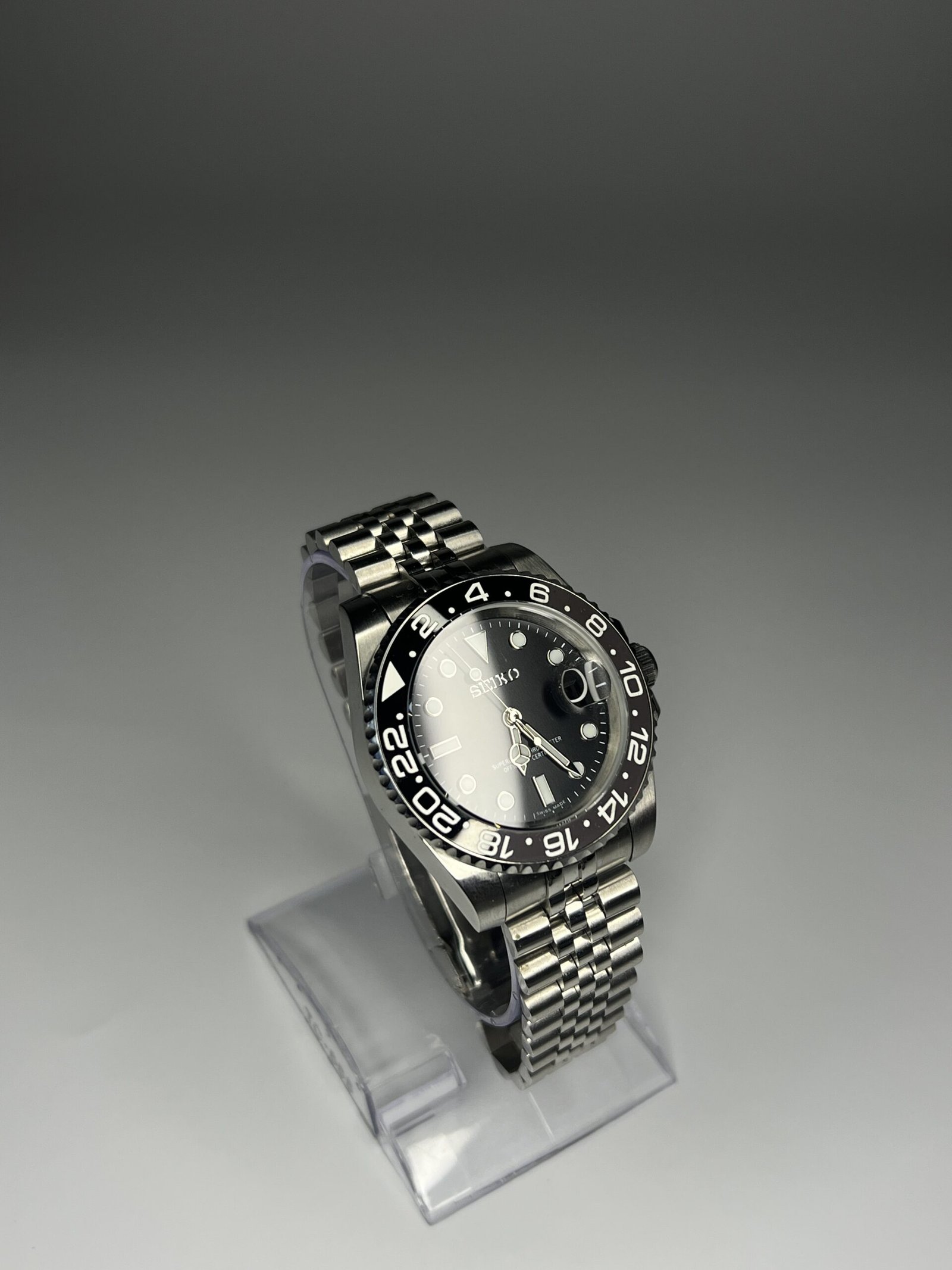 Bruce Wayne Watch Mod - Image 3